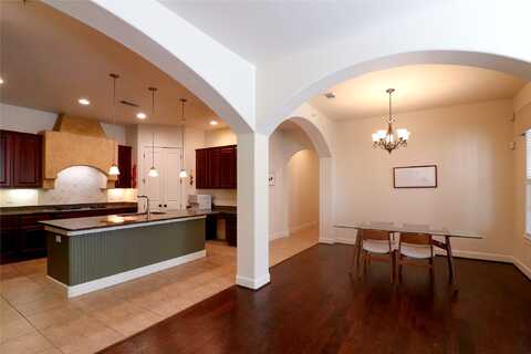 Via Amalfi #202, Irving, TX 75039