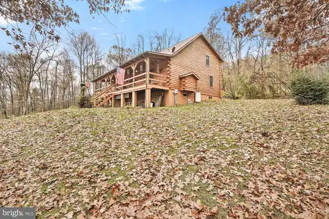 Mallard Run Ln, WARFORDSBURG, PA 17267
