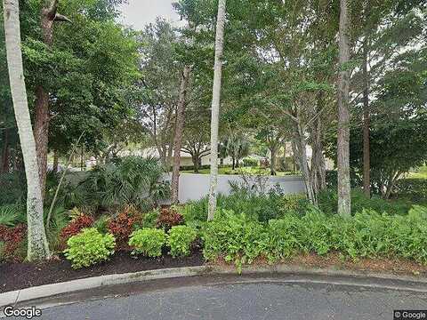 Wiggins Bay Dr #22R, Naples, FL 34110