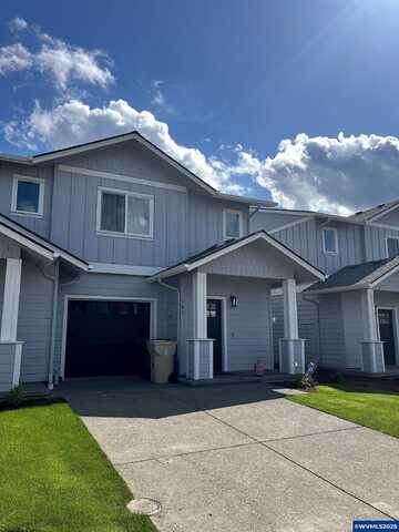Periander Wy, Harrisburg, OR 97446
