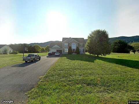 Brant Dr #18, Mercersburg, PA 17236