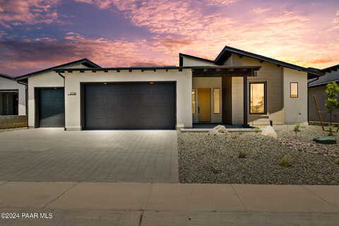 E Hahn Street, Prescott Valley, AZ 86314