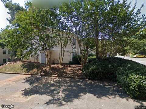 Woodbriar Circle, Tucker, GA 30084
