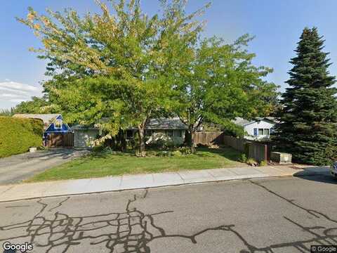 Finch Ln #D2, Wenatchee, WA 98801