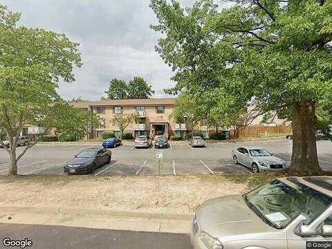 Brockham Dr #L, ALEXANDRIA, VA 22309