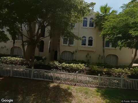 Gulf Dr #12, Holmes Beach, FL 34217
