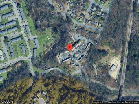 Castlewood Rd #E, Chesterfield, VA 23234
