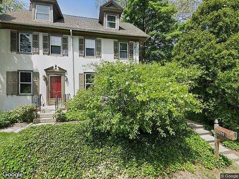 N Bethlehem Pike #14-Q, Ambler, PA 19002