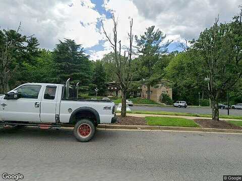 Americana Dr #204, Annandale, VA 22003