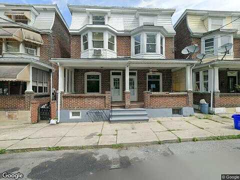 413 415 Willing St, Tamaqua, PA 18252