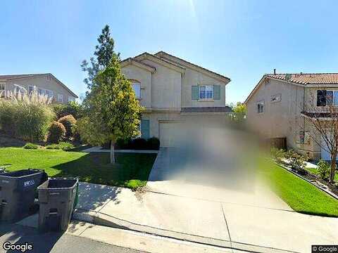 Engelmann Oak St, Murrieta, FL 33845