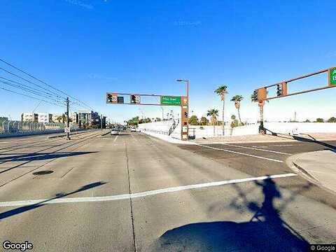 W La Jolla Dr, Tempe, PA 18419