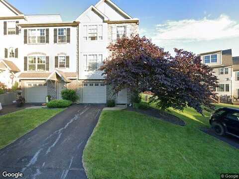 Carriage Ln #400, Red Lion, PA 17356