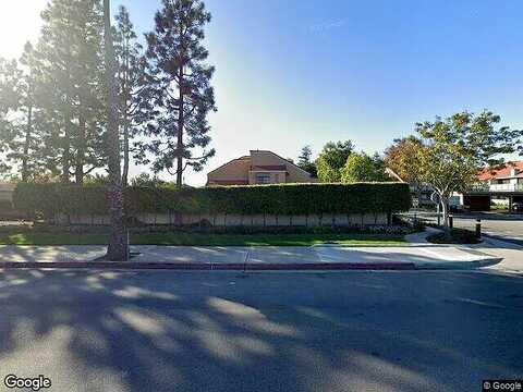 W Greentree Cir #A, Anaheim, CA 92804