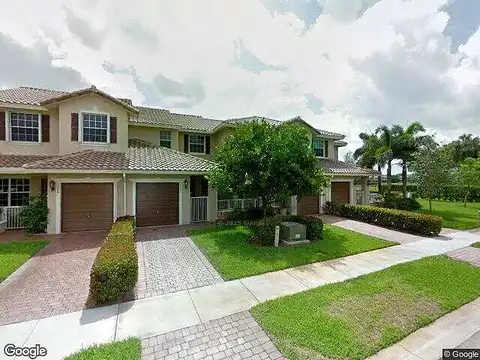 Fairway Cir #3240, Davie, FL 33328