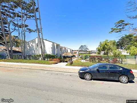 Seacrest Ave #17, Marina, CA 93933