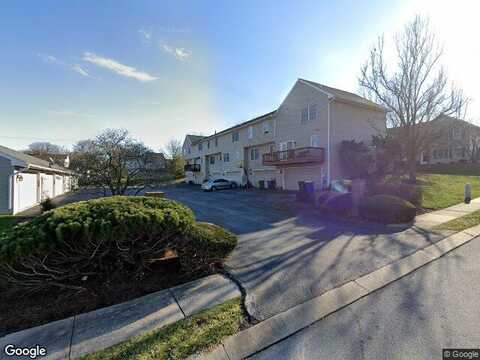 Butternut Ln #110, YORK, PA 17408
