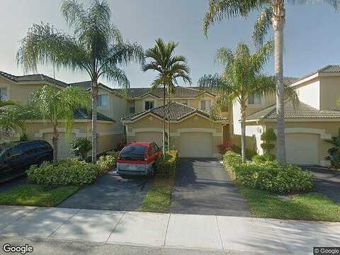 Hacienda Ter #2094, Weston, FL 33327