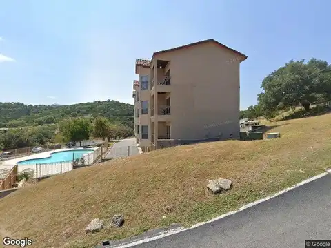 Tapatio Dr E #101, Boerne, TX 78006