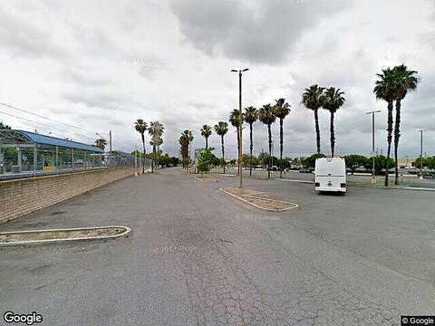 S Tulip Ave, Compton, CA 92021