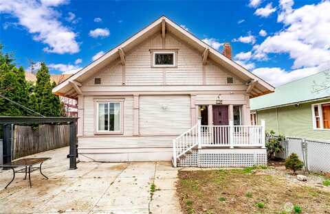 N Delaware Ave #A/B, Wenatchee, WA 98801