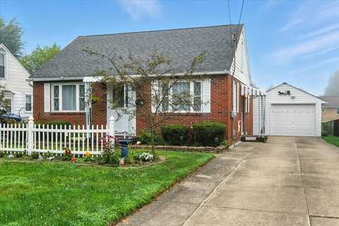 39 Plum Ave, Shelby, OH 44875
