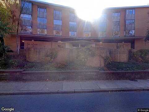 5Th Ave #101, Shadyside, PA 15232