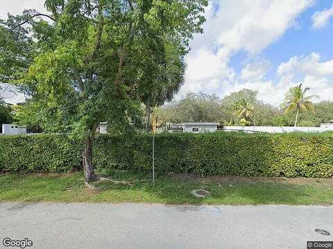 50, Miami, FL 33176