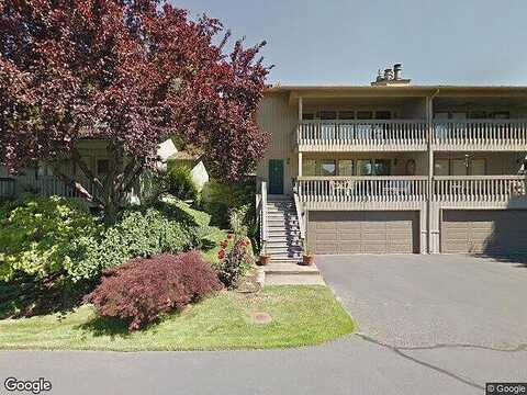Burning Tree Dr #3, Yakima, WA 98902