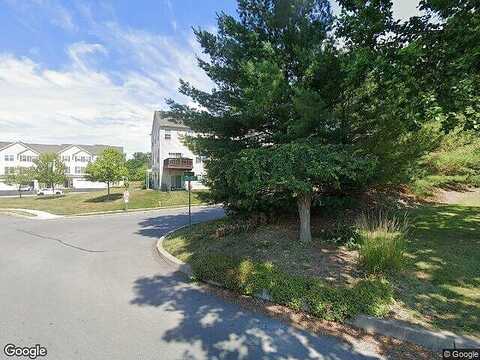Sunny Hill Cir #2301, York, PA 17406
