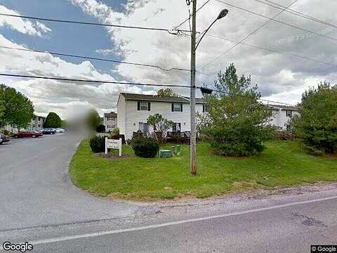 Center St #166, HANOVER, PA 17331