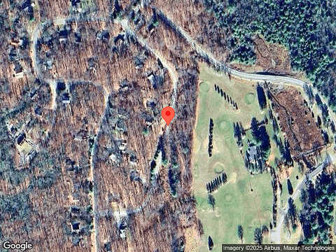 Fairway Ln, Gouldsboro, PA 18424