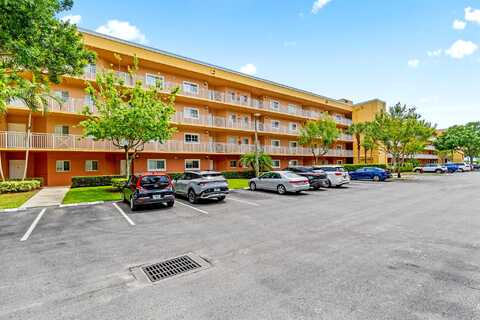 Lucerne Lakes Boulevard, Lake Worth, FL 33467