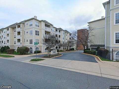 Strutfield Lane, Alexandria, VA 22311