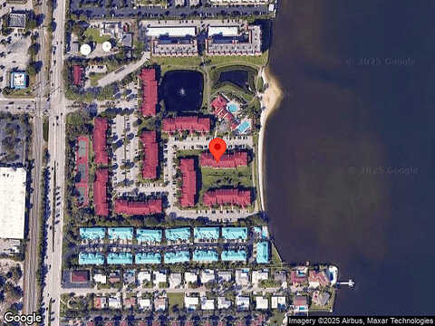 Half Moon Circle, Hypoluxo, FL 33462