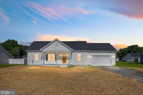 Royal Way, MONTROSS, VA 22520