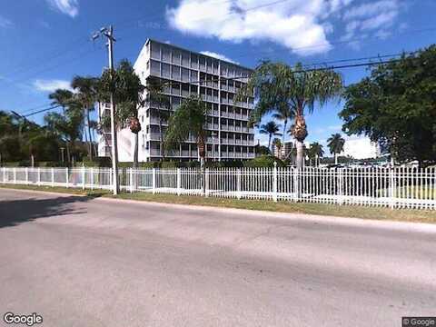 Bluebill, NAPLES, FL 34108