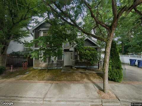166Th Ave Ne #3, Redmond, WA 98052