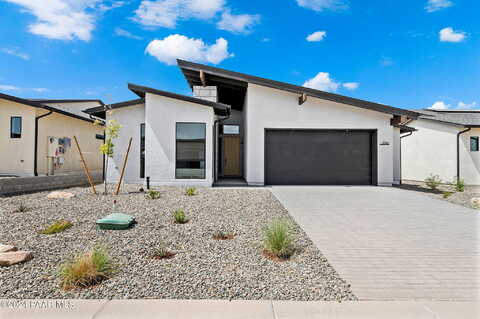 E Hahn Street, Prescott Valley, AZ 86314