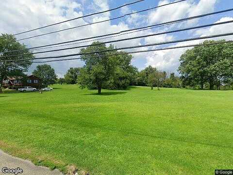 Vincent Dr #8, Union, PA 15401
