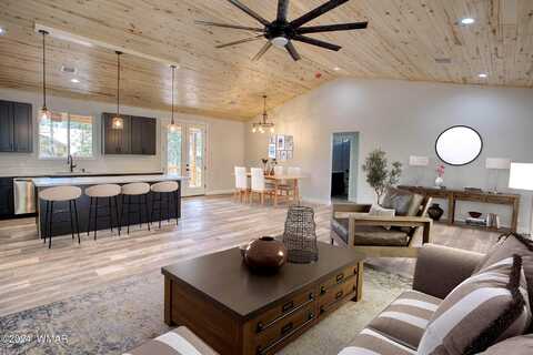 S Willow Way, Pinetop, AZ 85935