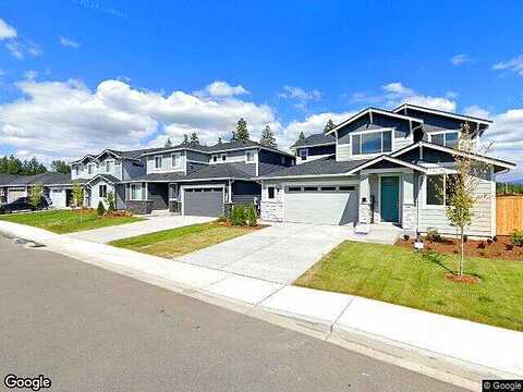 181St St E #8, Puyallup, WA 98374