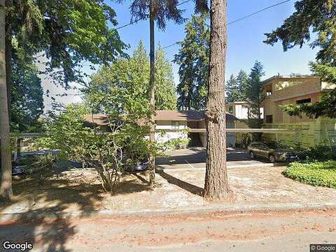 Ne 67Th St #4, Kirkland, WA 98033