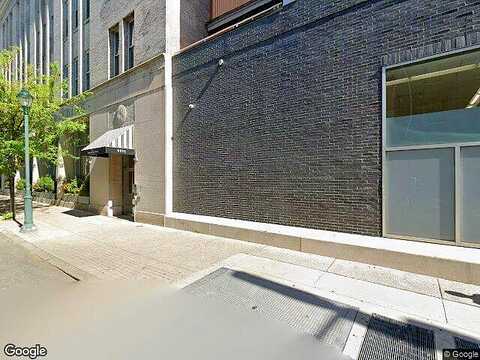 Locust St #4D, Philadelphia, PA 19107