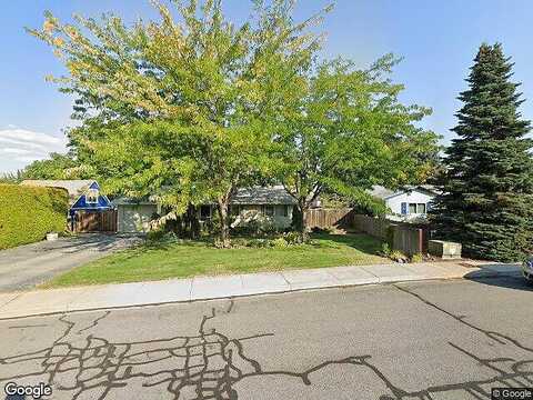 Finch Ln #B3, Wenatchee, WA 98801