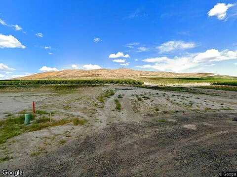 Highview St, Richland, WA 99352