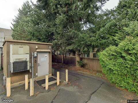 Ne 138Th Pl #E2, Kirkland, WA 98034