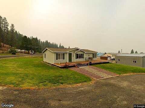 Airport Loop #A, Seven Bays, WA 99122