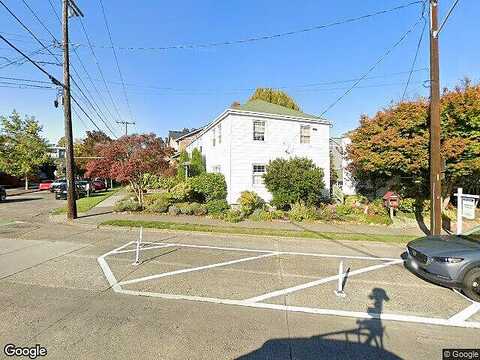 Green Lake Dr N #10, Seattle, WA 98103