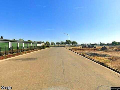 Ackley Ct, Oakdale, CA 95361